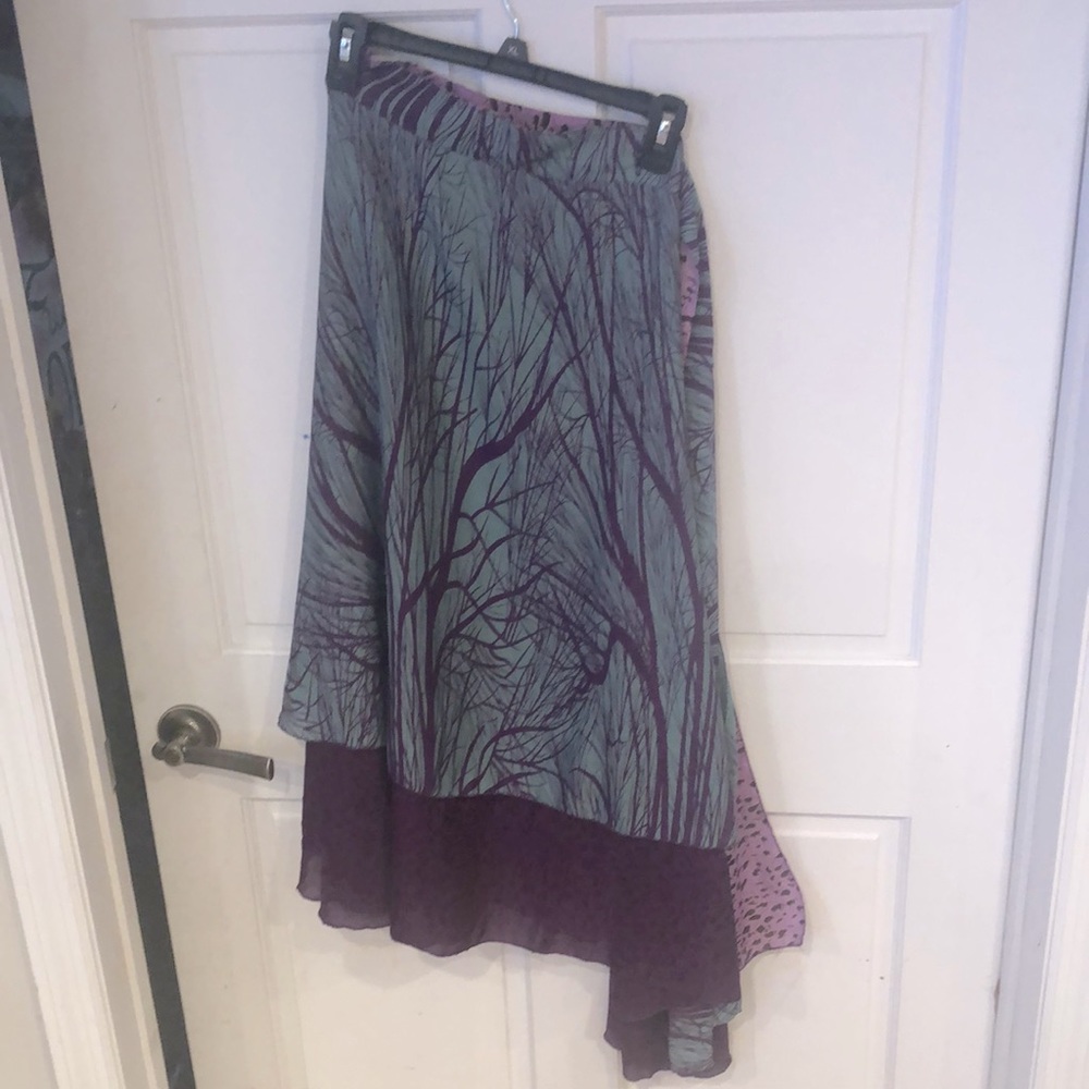 Reversible dancing skirt wrap skirt